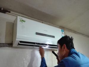 天山格力空调电话是多少