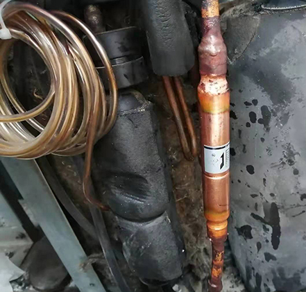 天山美的变频多联机空调维修售后服务中心